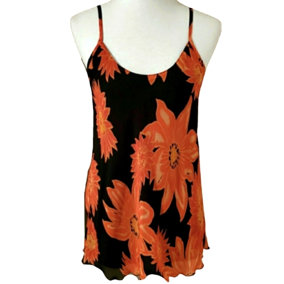 VENUS Tops - Venus Spaghetti Strap Floral Camisole